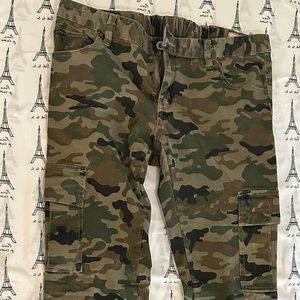 (SOLD) Army Fatigue Jeans size 9 (sold)